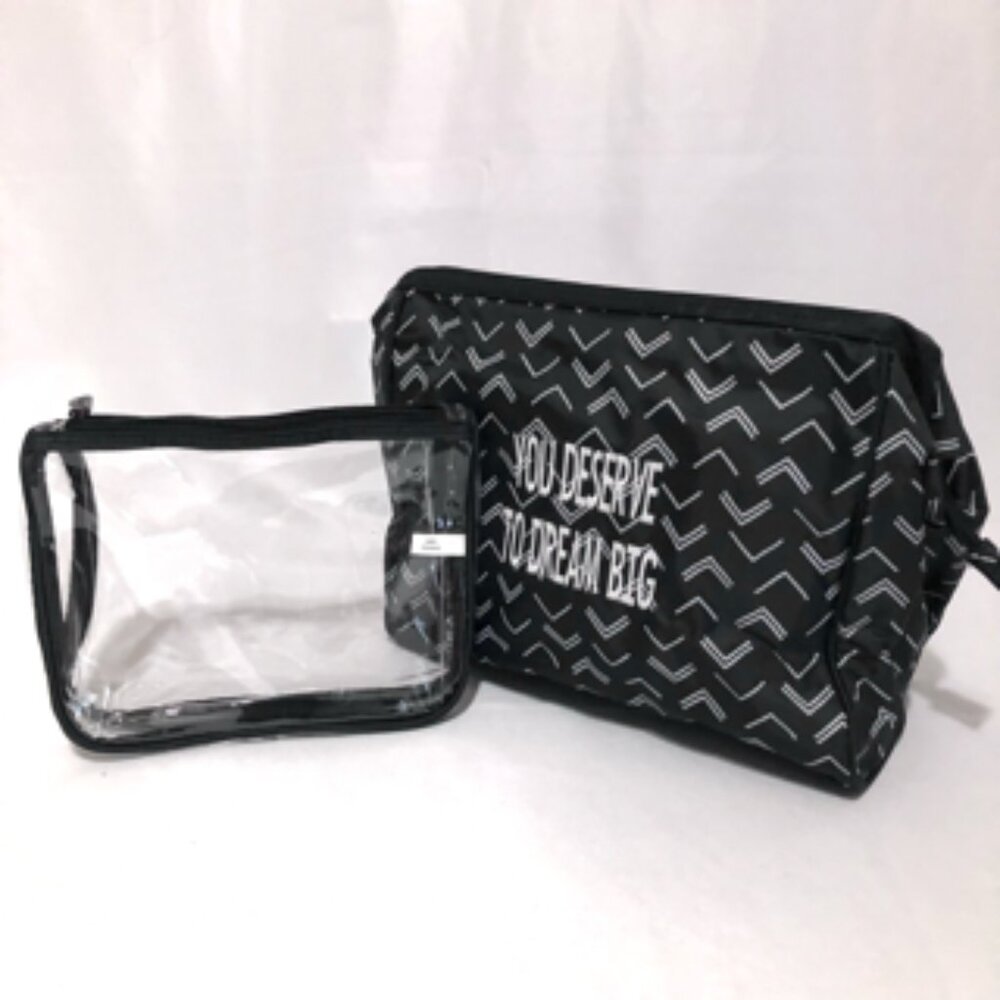 Thirty One Essential Beauty Duo (NWT) Tip Top Chevron with embroidery